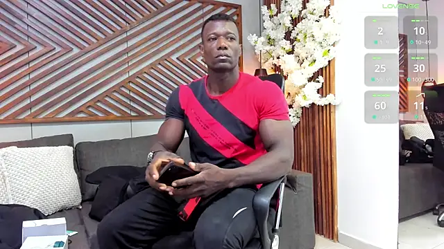 Snapshot of MarcusBlack_ chatting on November 2025 11:25:02 AM MarcusBlack online show from November 2025 11:25:02 AM