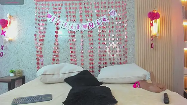 Antonella west online show from February 2026 09:00:01 PM