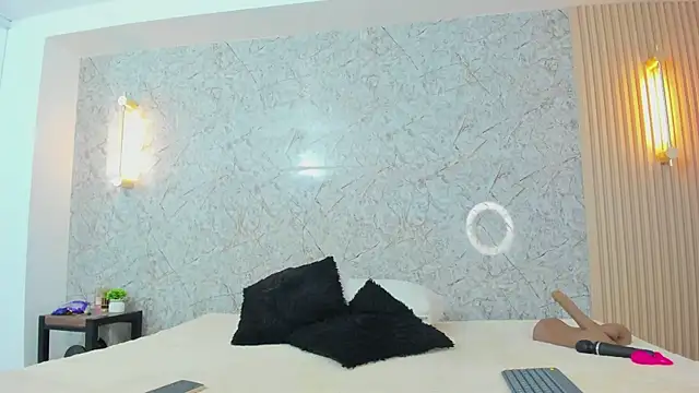 Antonella west online show from March 2026 09:26:01 PM