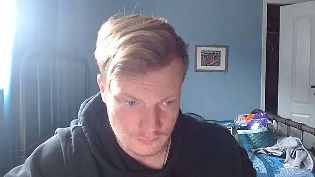 lustylyndon online show from April 2026 04:30:01 PM