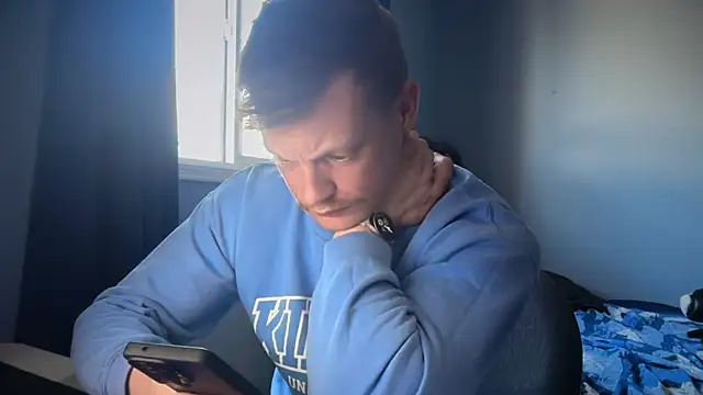 lustylyndon online show from April 2026 11:31:01 PM