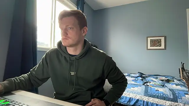 lustylyndon online show from April 2026 04:02:02 PM