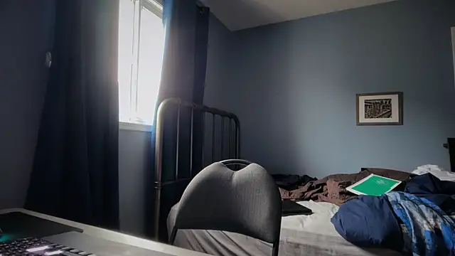 lustylyndon online show from April 2026 02:41:01 PM