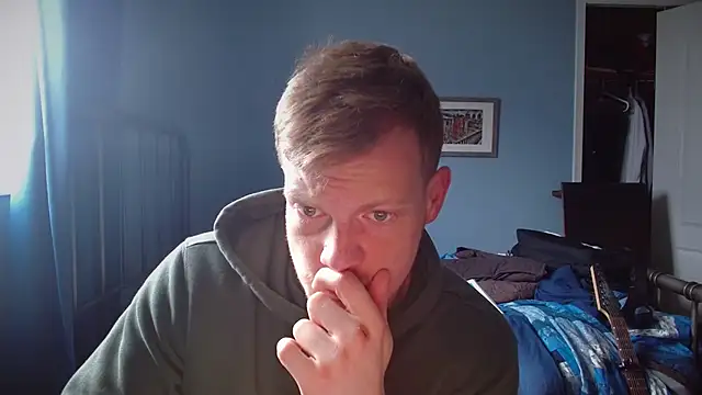 lustylyndon online show from April 2026 04:04:02 PM