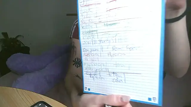 Violett3333 online show from January 2026 05:06:01 PM