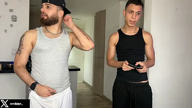 Snapshot of zoneboys chatting on November 2025 09:19:01 PM zoneboys online show from November 2025 09:19:01 PM