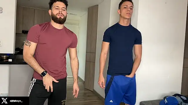 Snapshot of zoneboys chatting on November 2025 09:29:02 PM zoneboys online show from November 2025 09:29:02 PM