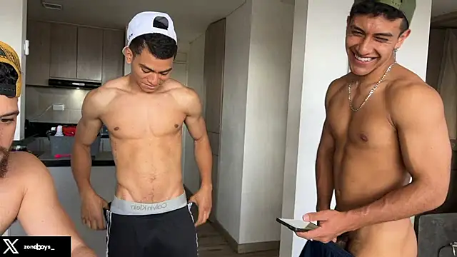 Snapshot of zoneboys chatting on July 2026 09:22:02 PM zoneboys online show from July 2026 09:22:02 PM
