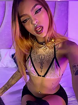 AnnahiBaker online show from January 2026 11:00:01 PM