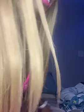 lovergirll555 online show from February 2026 07:57:02 PM