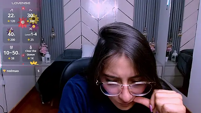 alesiamoore online show from March 2026 04:55:02 PM