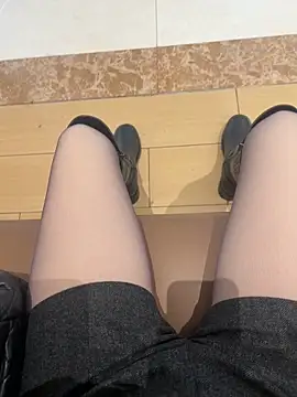 xiaoyuan01 online show from November 2025 01:49:02 AM