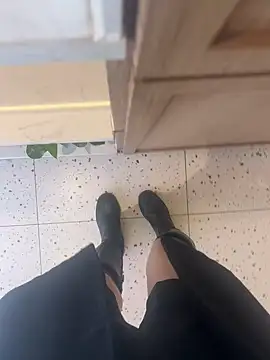 xiaoyuan01 online show from April 2026 02:24:01 AM