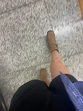 xiaoyuan01 online show from October 2025 01:51:02 AM