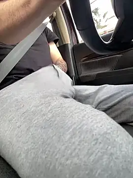 Snapshot of uto857 chatting on November 2025 12:53:02 PM uto857 online show from November 2025 12:53:02 PM