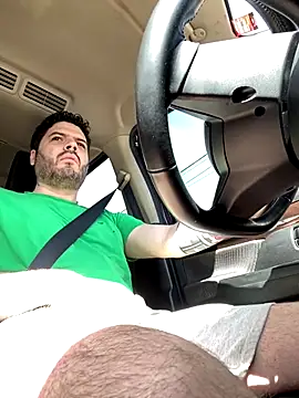 Snapshot of uto857 chatting on November 2025 03:28:02 PM uto857 online show from November 2025 03:28:02 PM