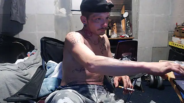 Snapshot of mastertrap chatting on November 2025 07:34:01 AM mastertrap online show from November 2025 07:34:01 AM