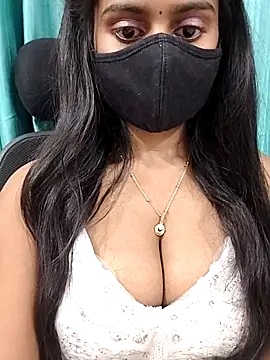 Aanya hotty online show from March 2026 06:52:02 PM