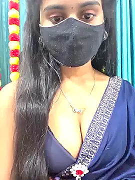 Snapshot of Aanya_hotty chatting on November 2025 05:46:01 PM Aanya hotty online show from November 2025 05:46:01 PM