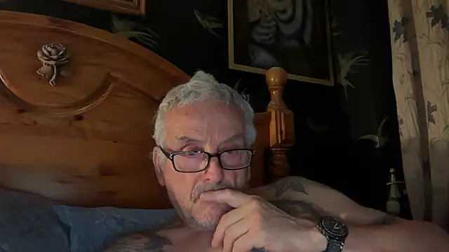 poggles online show from November 2025 08:35:02 PM