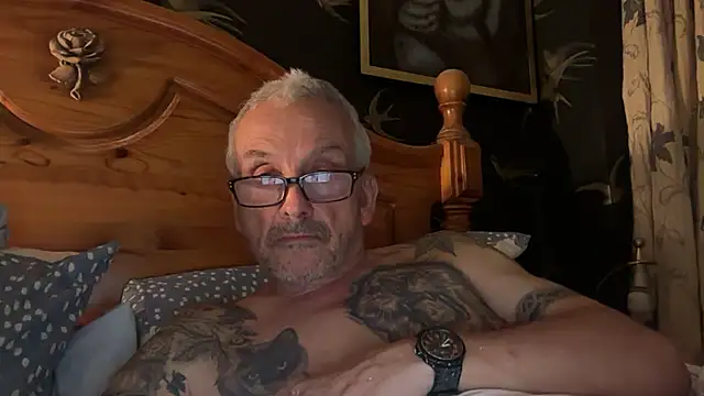poggles online show from October 2025 07:37:02 PM