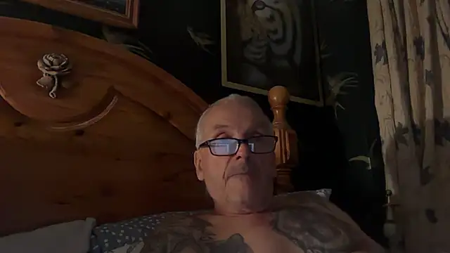 poggles online show from September 2025 08:19:02 PM