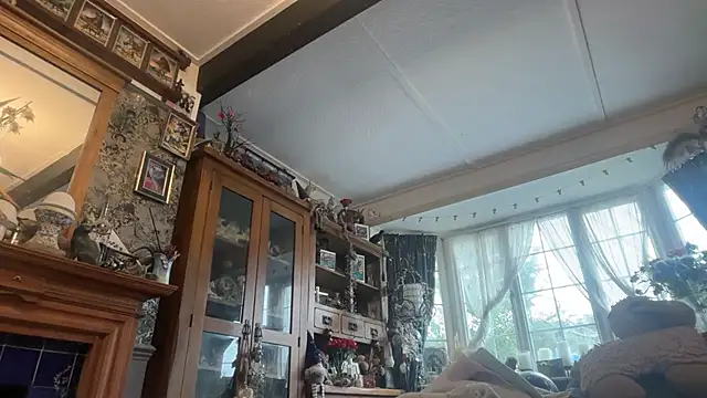 poggles online show from March 2026 04:40:01 PM