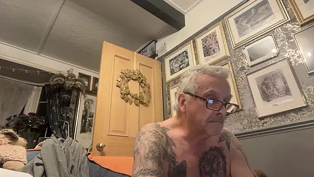 poggles online show from March 2026 10:30:01 PM