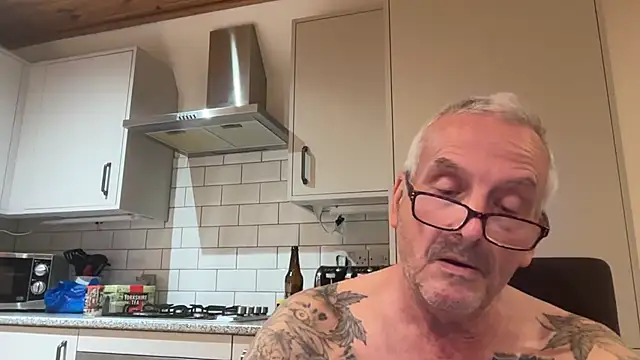 poggles online show from September 2025 08:41:01 AM