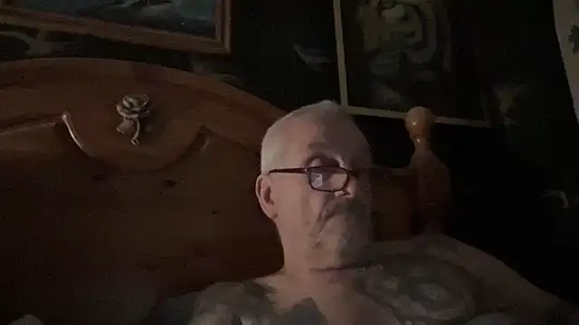 poggles online show from February 2026 08:30:01 PM