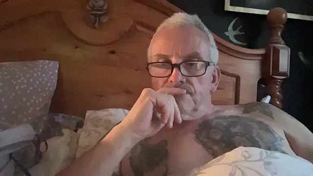poggles online show from April 2026 07:23:01 PM
