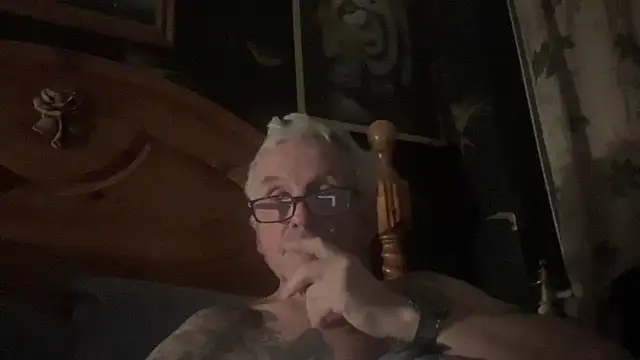 poggles online show from November 2025 07:46:01 PM