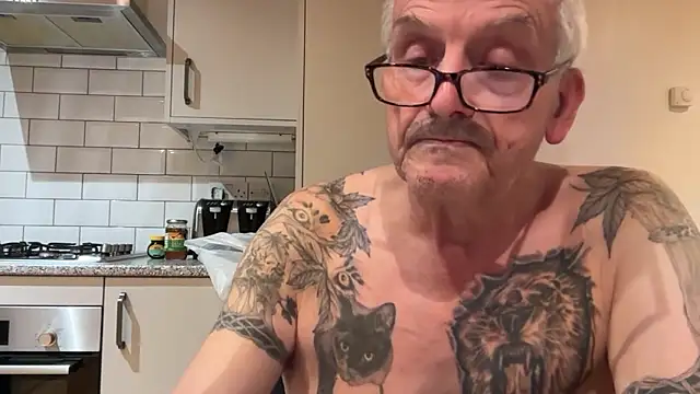 poggles online show from September 2025 07:50:01 PM