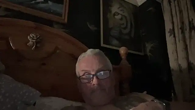 poggles online show from April 2026 08:38:02 PM