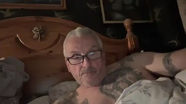 poggles online show from April 2026 08:57:02 PM