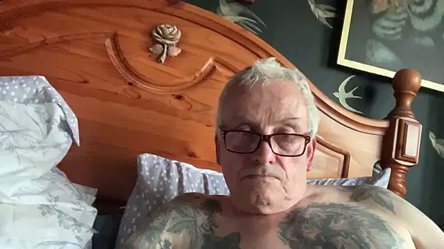 poggles online show from May 2026 07:00:01 PM