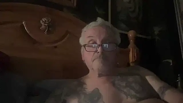 poggles online show from November 2025 08:09:01 PM