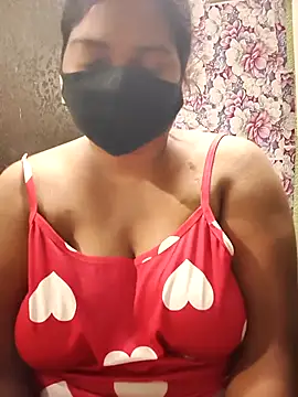 Liyaa 24 online show from March 2026 07:13:02 PM