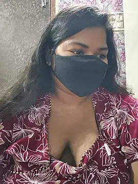 Liyaa 24 online show from May 2026 05:20:02 PM