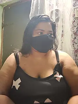 Snapshot of Liyaa_24 chatting on June 2026 05:11:02 PM Liyaa 24 online show from June 2026 05:11:02 PM