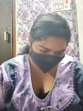 Liyaa 24 online show from March 2026 05:05:01 PM