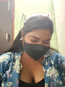 Snapshot of Liyaa_24 chatting on February 2026 08:04:01 AM Liyaa 24 online show from February 2026 08:04:01 AM