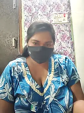 Liyaa 24 online show from April 2026 04:24:02 PM