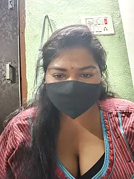 Snapshot of Liyaa_24 chatting on February 2026 03:57:01 PM Liyaa 24 online show from February 2026 03:57:01 PM