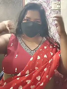 Liyaa 24 online show from May 2026 04:47:01 PM