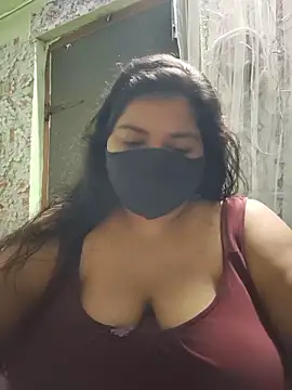 Snapshot of Liyaa_24 chatting on June 2026 05:18:01 PM Liyaa 24 online show from June 2026 05:18:01 PM