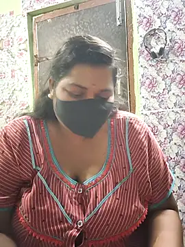 Liyaa 24 online show from April 2026 05:39:01 PM