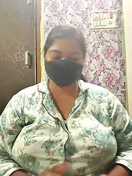 Liyaa 24 online show from March 2026 04:44:01 PM