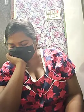 Liyaa 24 online show from March 2026 04:18:02 PM