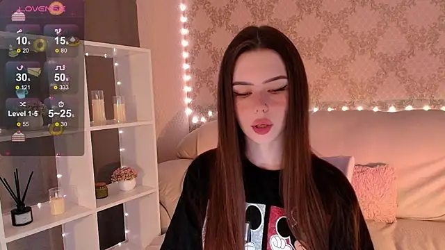 Snapshot of HolyMiax chatting on June 2026 03:56:01 AM HolyMiax online show from June 2026 03:56:01 AM